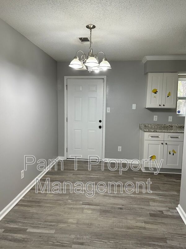 3 Bedroom Single Family Home property image