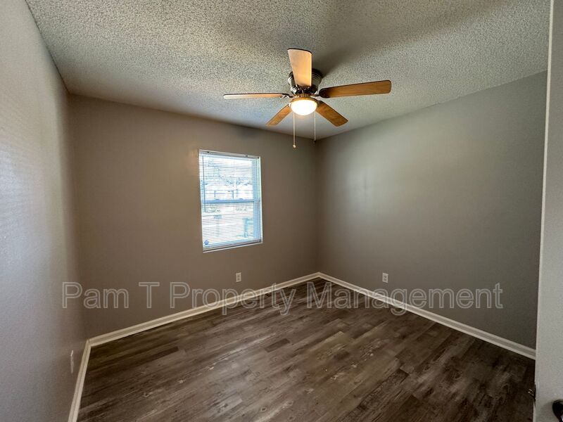 3 Bedroom Single Family Home property image