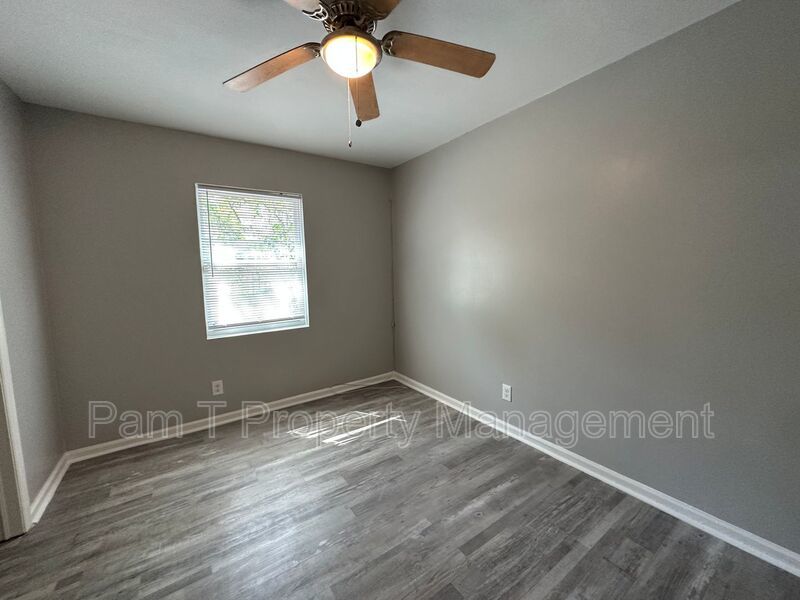 3 Bedroom Single Family Home property image