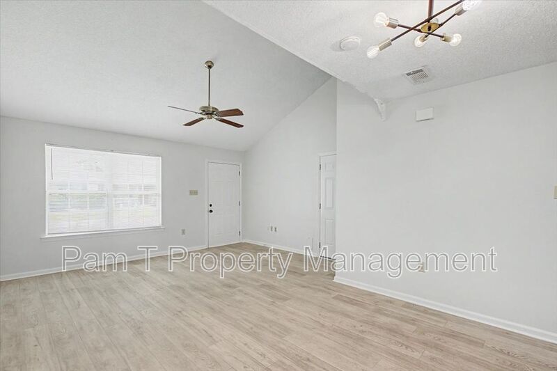 Sandfly 2 bedroom townhome property image