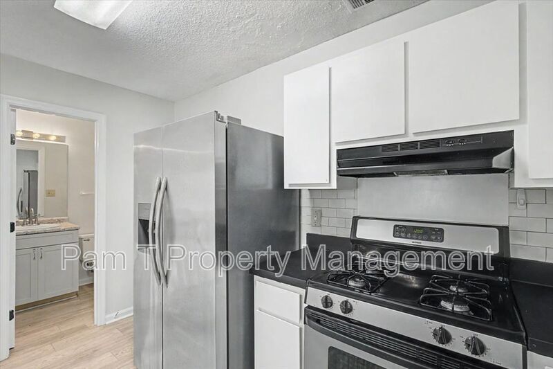 Sandfly 2 bedroom townhome property image