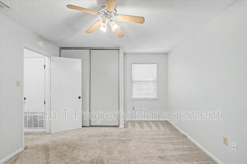 Sandfly 2 bedroom townhome property image