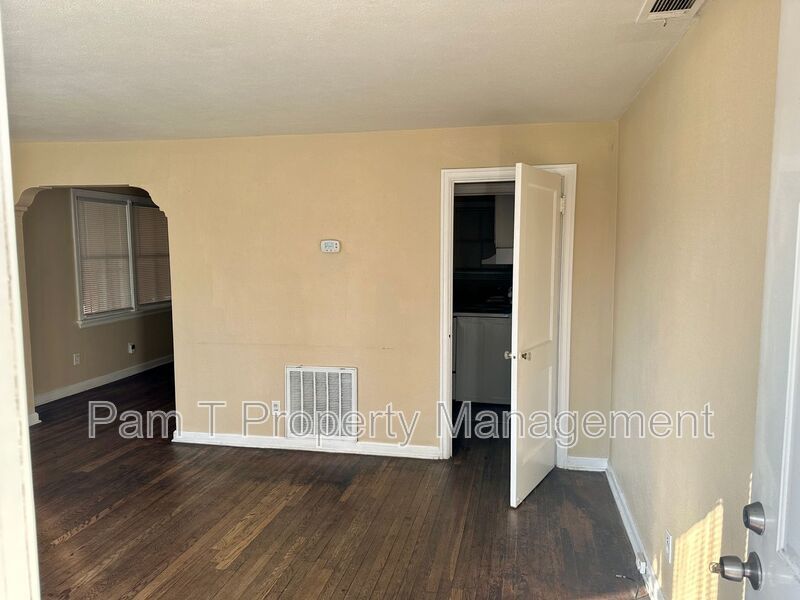 3 Bedroom home on Savannah's West side property image