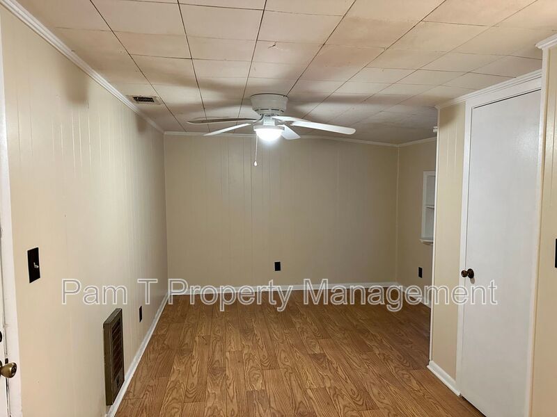 3 Bedroom home on Savannah's West side property image