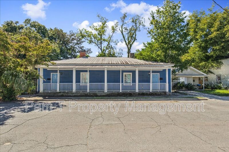 2 bedroom downtown apartment property image