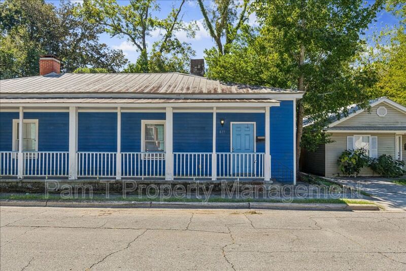 2 bedroom downtown apartment property image