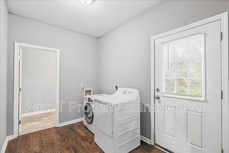 2 bedroom downtown apartment property image