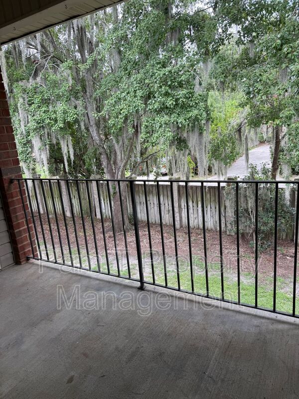 Nice 2 bedroom apartment in gated community property image
