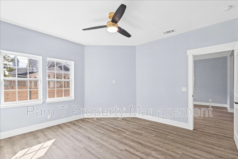 Completely renovated 4 bedroom home with all the bells and whistles property image