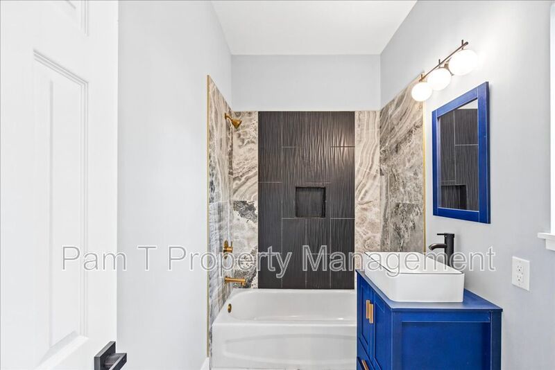 Completely renovated 4 bedroom home with all the bells and whistles property image