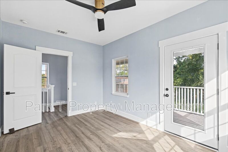 Completely renovated 4 bedroom home with all the bells and whistles property image